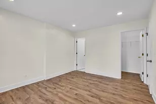 229 W Ct of Shorewood, Vernon Hills, IL 60061 - Photo 11