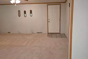 756 B Mallard Cir, Sandwich, IL 60548 - Photo 9