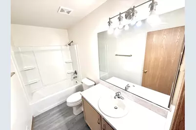 138 Mountain Laurel Court, Romeoville, IL 60446 - Photo 17