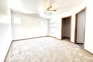 138 Mountain Laurel Ct, Romeoville, IL 60446 - Photo 11