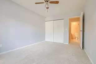 3008 Roberts Dr, Woodridge, IL 60517 - Photo 13