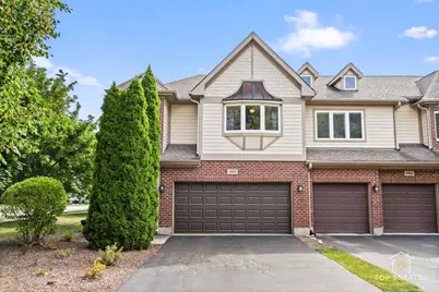 1651 Pauline Circle #1651, Mundelein, IL 60060 - Photo 1