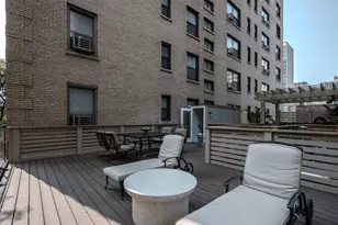 22 E Elm St, Chicago, IL 60611 - Photo 21