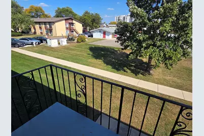 9561 Dee Road #2D, Des Plaines, IL 60016 - Photo 9