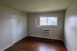 9561 Dee Rd, Des Plaines, IL 60016 - Photo 7