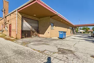 348 W 14th St, Chicago Heights, IL 60411 - Photo 21