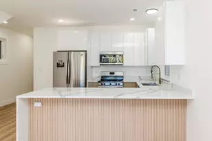 2949 W 25th Pl, Chicago, IL 60608 - Photo 7