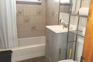 71 E Arquilla Dr, Chicago Heights, IL 60411 - Photo 11