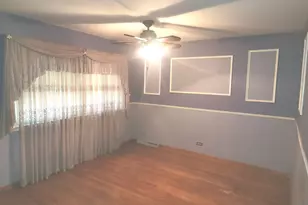 71 E Arquilla Dr, Chicago Heights, IL 60411 - Photo 5