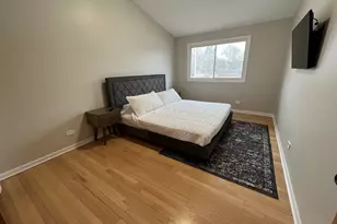 725 Hibbard Rd, Wilmette, IL 60091 - Photo 11