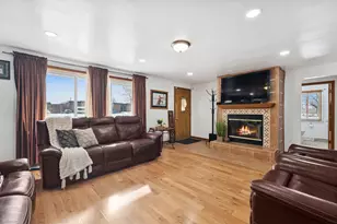 3904 W 137th St, Crestwood, IL 60418 - Photo 3