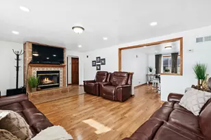 3904 W 137th St, Crestwood, IL 60418 - Photo 5