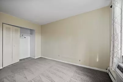 1311 S Finley Road #416, Lombard, IL 60148 - Photo 11