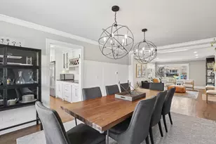 1285 Warwick Ct, Deerfield, IL 60015 - Photo 9