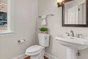 39W599 Walt Whitman Rd, Saint Charles, IL 60175 - Photo 23