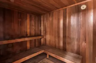 841 N York St, Elmhurst, IL 60126 - Photo 5