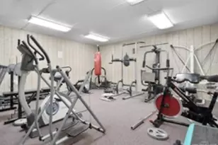 841 N York St, Elmhurst, IL 60126 - Photo 3