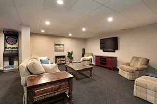 1301 Wendy Dr, Northbrook, IL 60062 - Photo 51