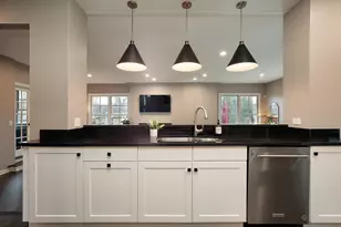 1301 Wendy Dr, Northbrook, IL 60062 - Photo 15