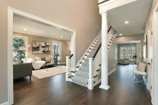 1301 Wendy Dr, Northbrook, IL 60062 - Photo 7