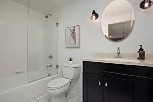 1301 Wendy Dr, Northbrook, IL 60062 - Photo 37