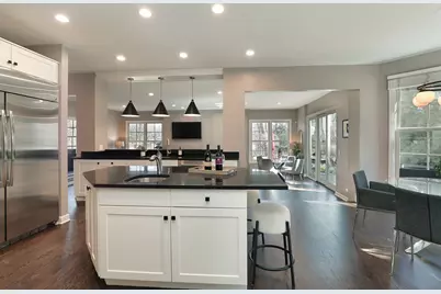 1301 Wendy Drive, Northbrook, IL 60062 - Photo 11