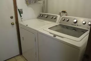 28 N Oltendorf Rd, Streamwood, IL 60107 - Photo 9