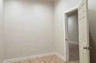 1812 W 23rd St, Chicago, IL 60608 - Photo 7