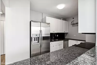 400 N La Salle Drive #3002, Chicago, IL 60654 - Photo 5