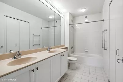 400 N La Salle Drive #3002, Chicago, IL 60654 - Photo 7