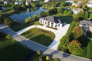 60 Wood Oaks Dr, South Barrington, IL 60010 - Photo 1