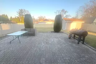 14913 Sheila Ct, Oak Forest, IL 60452 - Photo 3