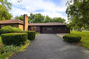 2347 Spruce Rd, Homewood, IL 60430 - Photo 5