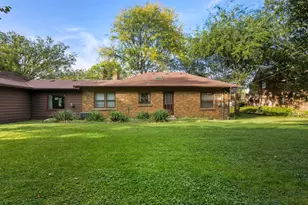 2347 Spruce Rd, Homewood, IL 60430 - Photo 9