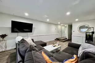 8246 Holly Ct, Palos Hills, IL 60465 - Photo 7