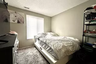 8246 Holly Ct, Palos Hills, IL 60465 - Photo 15