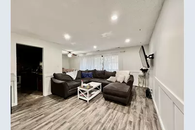 8246 Holly Court #D, Palos Hills, IL 60465 - Photo 5