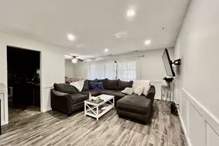 8246 Holly Ct, Palos Hills, IL 60465 - Photo 5