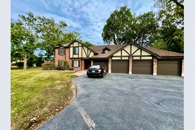 8246 Holly Court #D, Palos Hills, IL 60465 - Photo 1