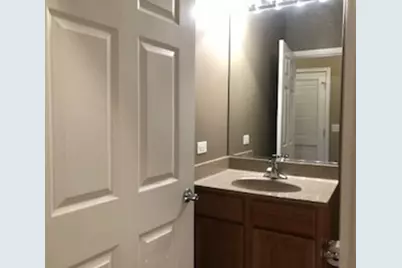 343 E 25th Place #18C, Chicago, IL 60616 - Photo 9