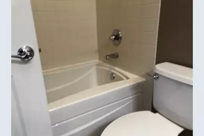 343 E 25th Place #18C, Chicago, IL 60616 - Photo 5