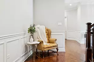 203 S Columbia St, Naperville, IL 60540 - Photo 35