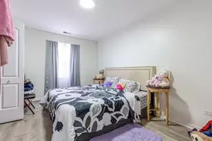 1324 Alpine Ct, Wheeling, IL 60090 - Photo 7