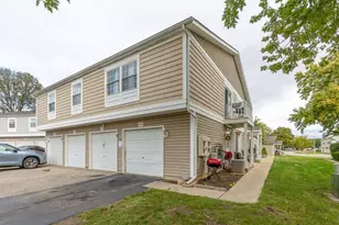 1324 Alpine Ct, Wheeling, IL 60090 - Photo 1