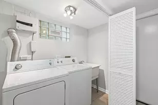 10106 S Vernon Ave, Chicago, IL 60628 - Photo 13