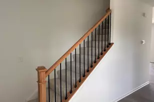 610 N Sycamore St, Hinckley, IL 60520 - Photo 3