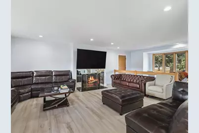 1953 Harlem Boulevard, Rockford, IL 61103 - Photo 11