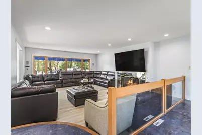 1953 Harlem Boulevard, Rockford, IL 61103 - Photo 9