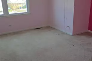 827 S McKinley Ave, Kankakee, IL 60901 - Photo 9