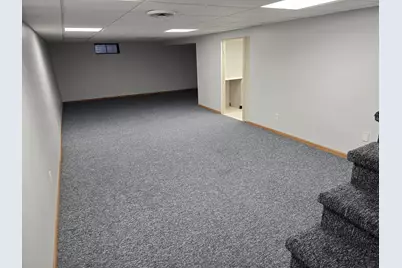 827 S McKinley Avenue, Kankakee, IL 60901 - Photo 27